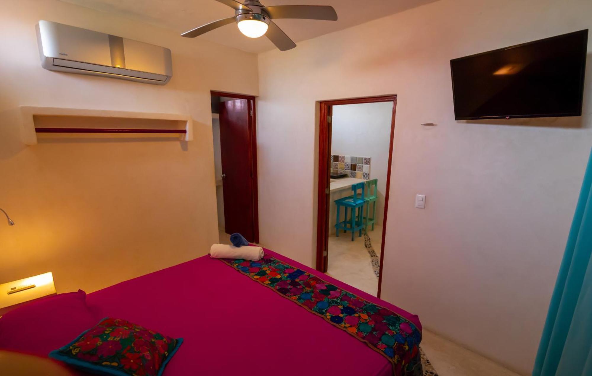 El Corazon Mexican0 Isla Holbox Exterior photo